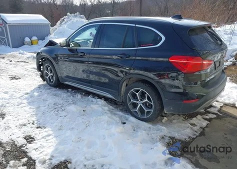 2016 BMW X1 xDrive28I z USA, uszkodzony, nr VIN WBXHT3C35G5E51476
